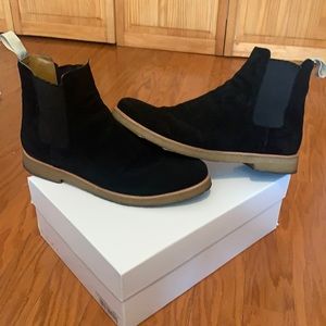Worn size 11 mnml Chelsea Boot